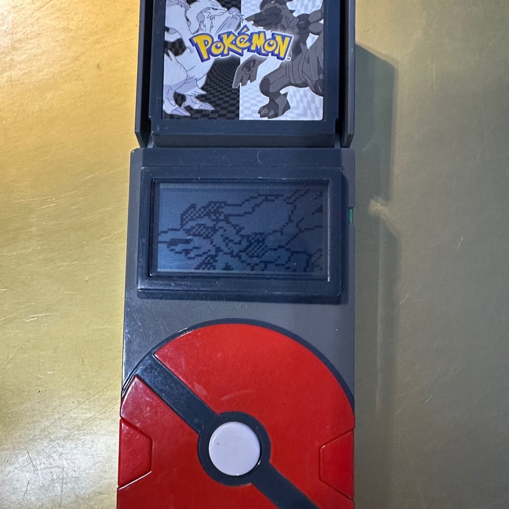 Pokémon Pokedox Electronic Black & White Talking Handheld Game 2011 WORKS! - Picture 11 of 16